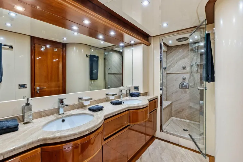 Noah's Yacht Photos Pics 2004 Ferretti Yachts 94 Motor Yacht 'Noah's'