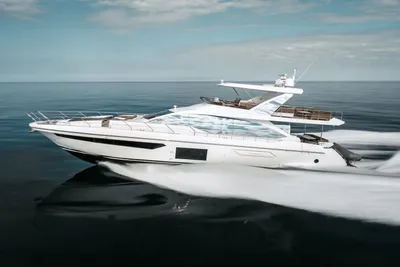 2021 Azimut Fly 72