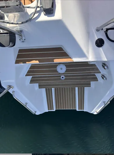 Blue Star Yacht Photos Pics Overhead view of 1993 Privilege 43 yacht deck with wooden panels.