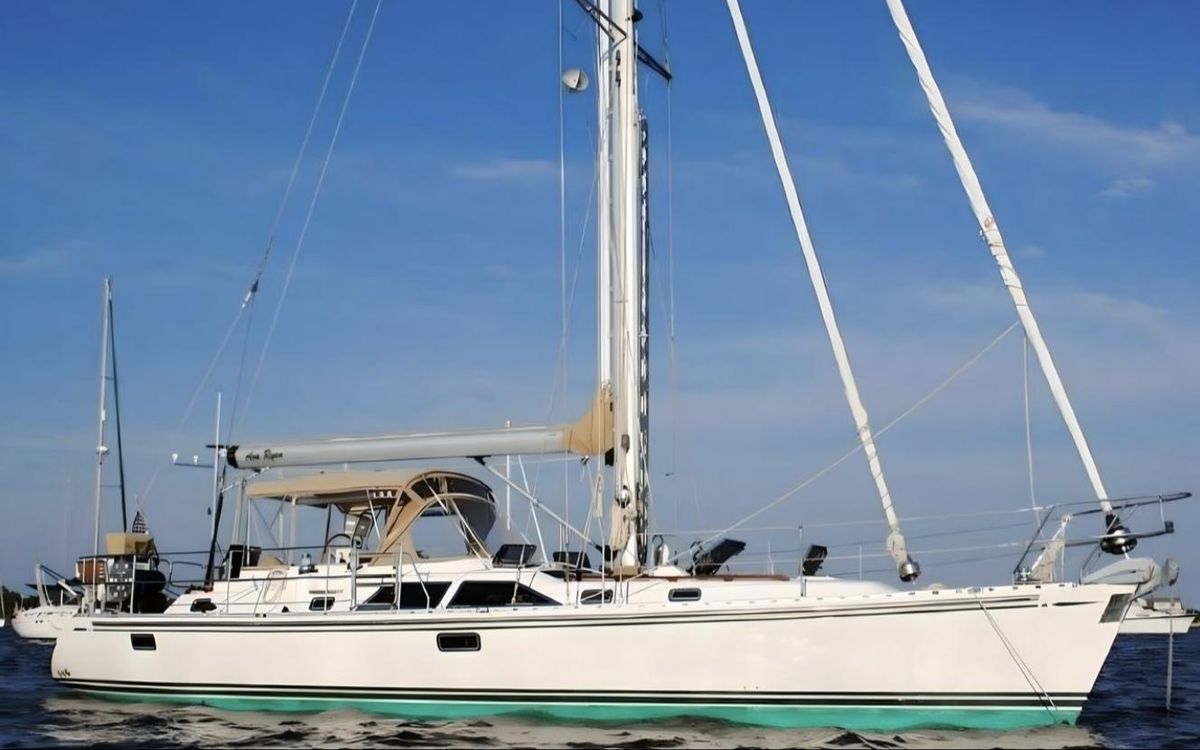 2008 Hylas 46 