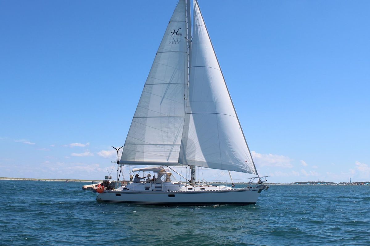 2008 Hylas 46 