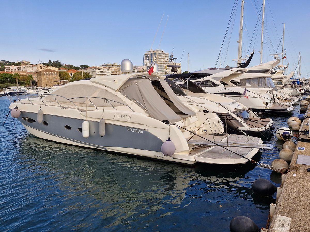 2008 Azimut 53 