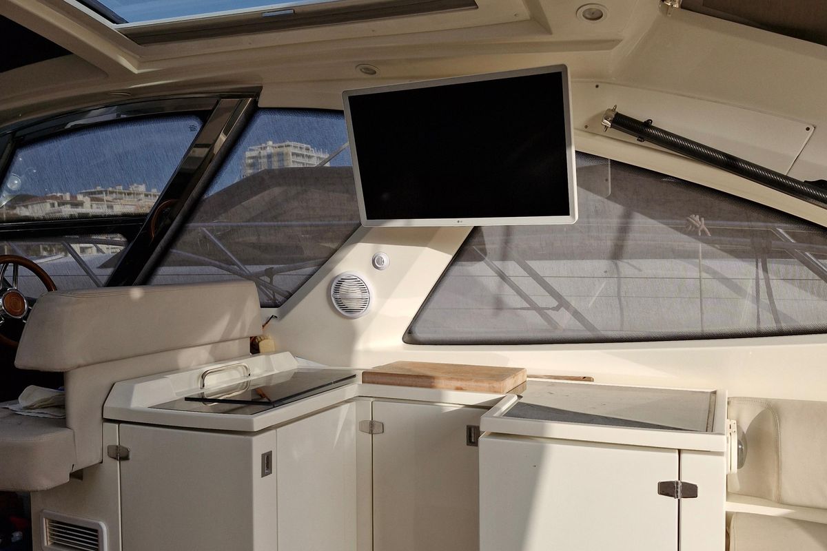 2008 Azimut 53 
