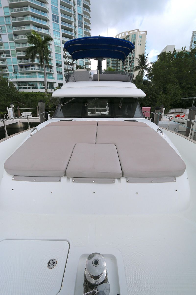 2014 Azimut 43 