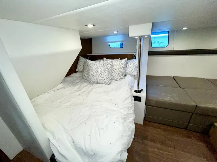 Salacia Yacht Photos Pics 2018 Cruisers 45 Cantius yacht bedroom with cozy bed and modern decor.