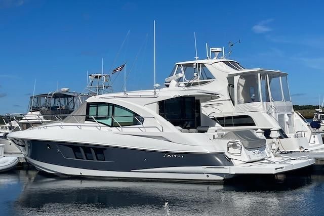 2018 Cruisers Yachts 45 