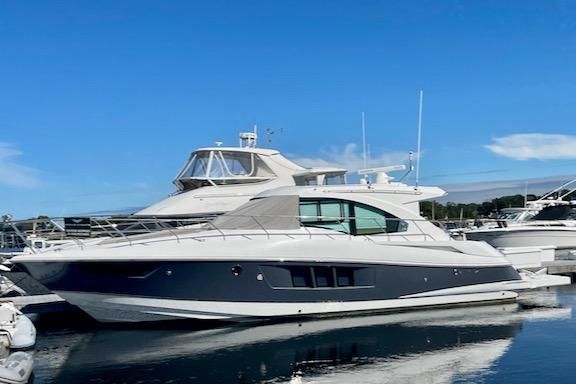 2018 Cruisers Yachts 45 