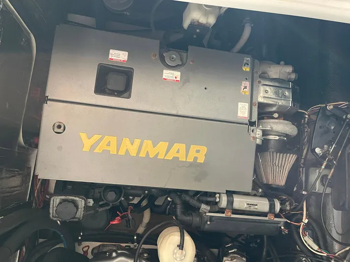  Yacht Photos Pics Yanmar engine inside a 2008 Goetz Custom Boats 33' Limo Tender.