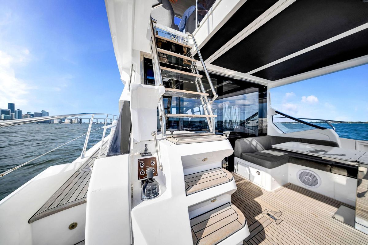 2021 Azimut 59 