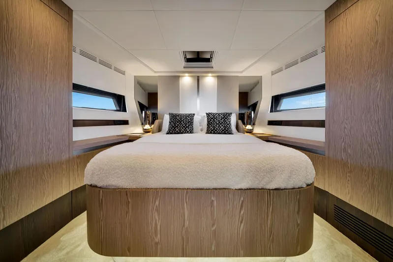 Amf Yacht Photos Pics Luxurious bedroom interior of 2021 Azimut S6 yacht with modern design and cozy bedding.
