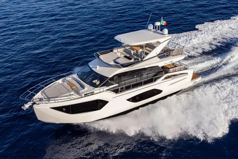 Absolute 56 Fly Yacht Photos Pics 