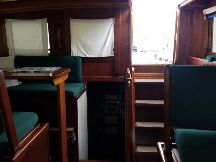 Chantey II Yacht Photos Pics 