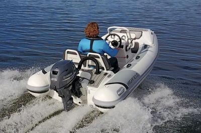 2023 Highfield Sport 330