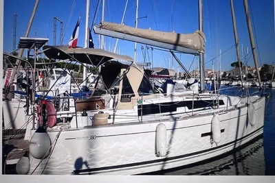 2013 Dufour 380