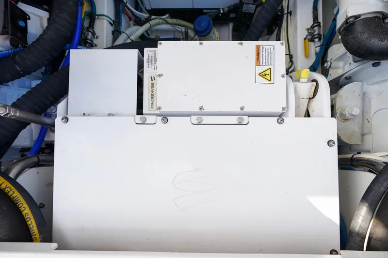 It-l-do Yacht Photos Pics 2018 Bertram 35 Flybridge- IT-L-DO- SeaKeeper