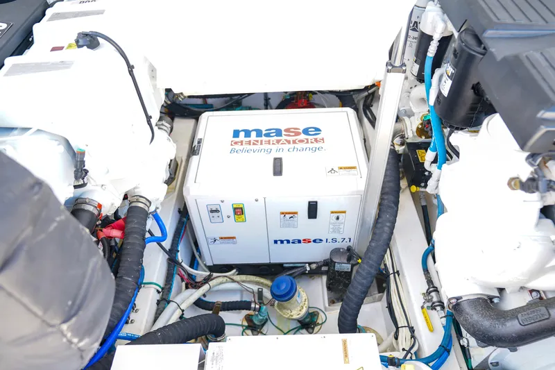 It-l-do Yacht Photos Pics 2018 Bertram 35 Flybridge- IT-L-DO- Cockpit Storage