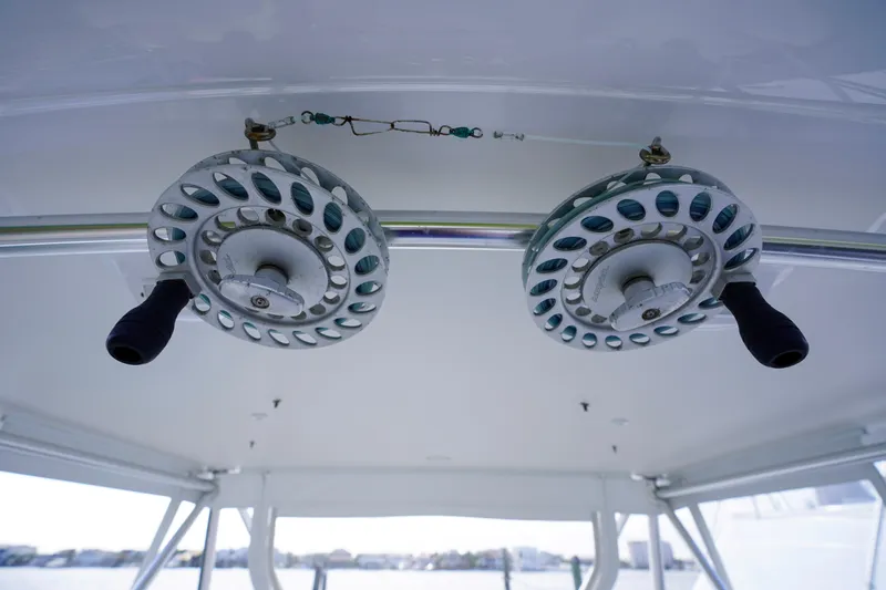 It-l-do Yacht Photos Pics 2018 Bertram 35 Flybridge- IT-L-DO- Flybridge