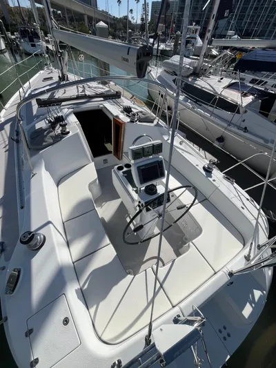 Libertad Yacht Photos Pics 