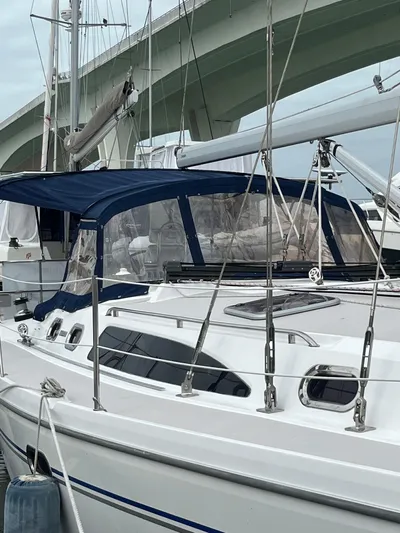 Libertad Yacht Photos Pics 