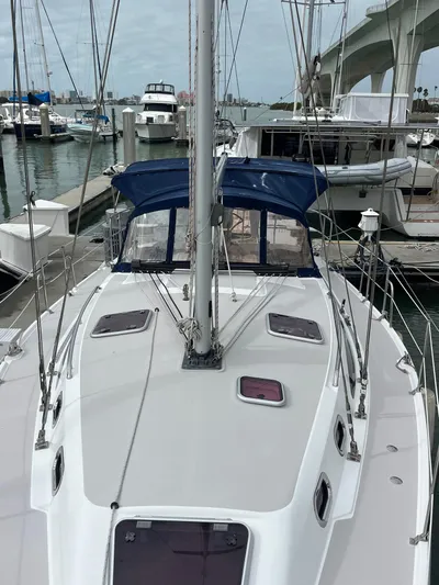 Libertad Yacht Photos Pics 