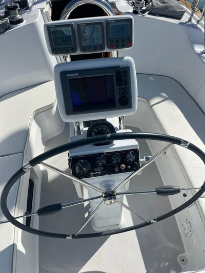 Libertad Yacht Photos Pics 