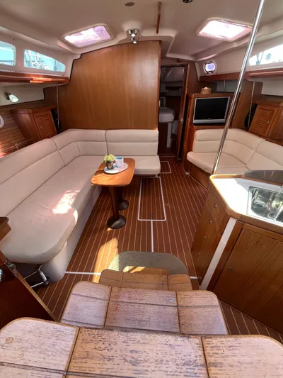 Libertad Yacht Photos Pics 