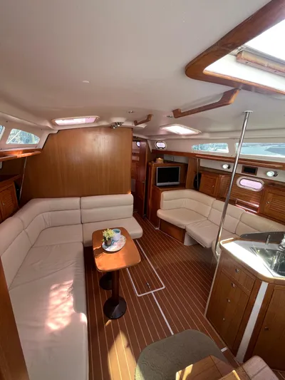 Libertad Yacht Photos Pics 