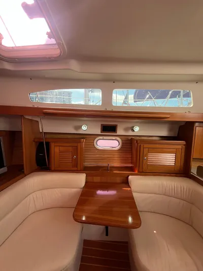 Libertad Yacht Photos Pics 