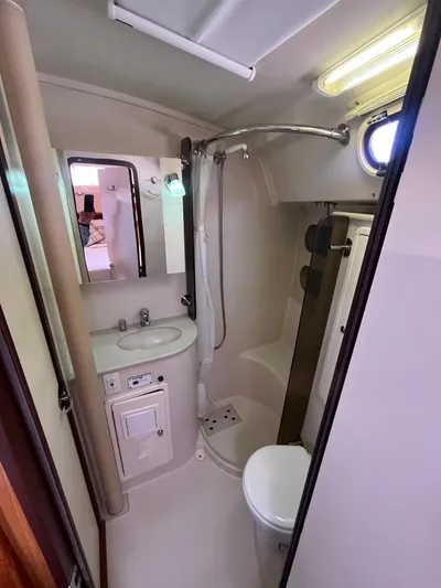 Libertad Yacht Photos Pics 