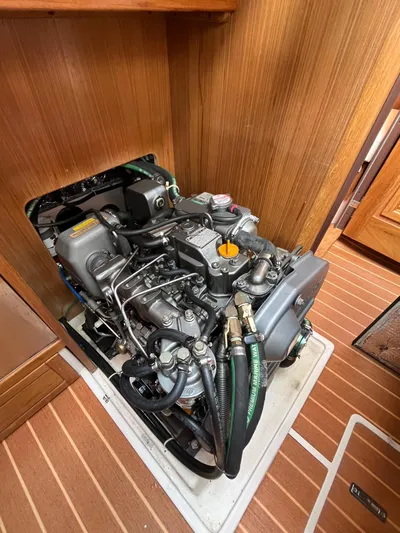 Libertad Yacht Photos Pics 