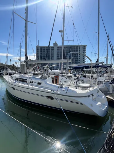 Libertad Yacht Photos Pics 