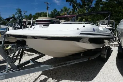 Hurricane SunDeck Sport 201 OB