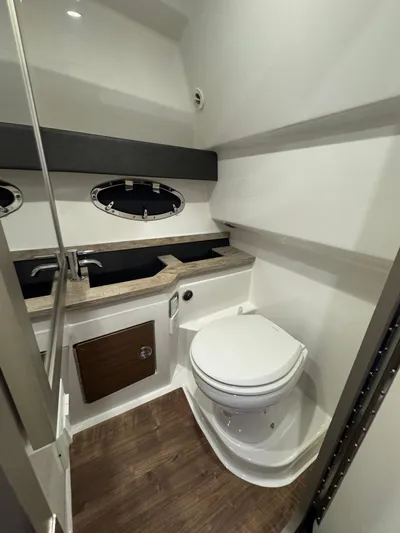 Good Morning Sunshine Yacht Photos Pics Head