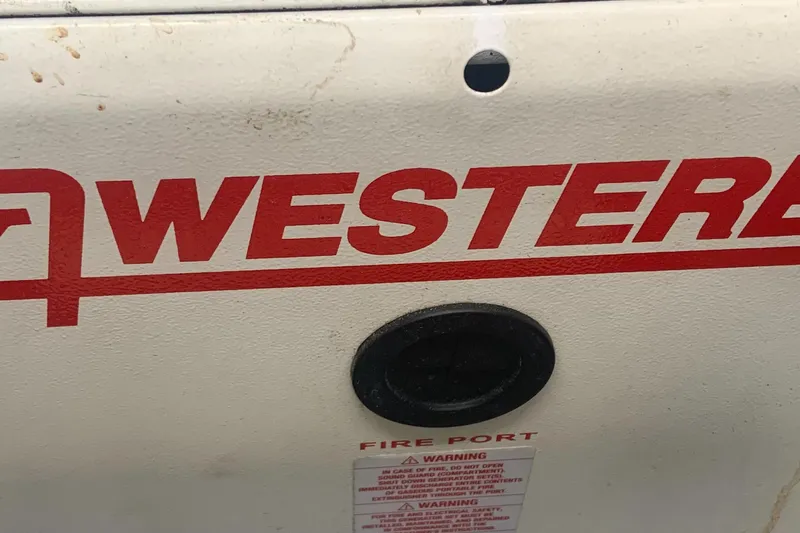 Amusement Yacht Photos Pics Close-up of Westerbeke generator on 1994 Sea Ray 500 Sundancer boat.