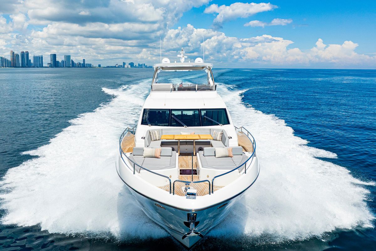 2021 Sunseeker 76 