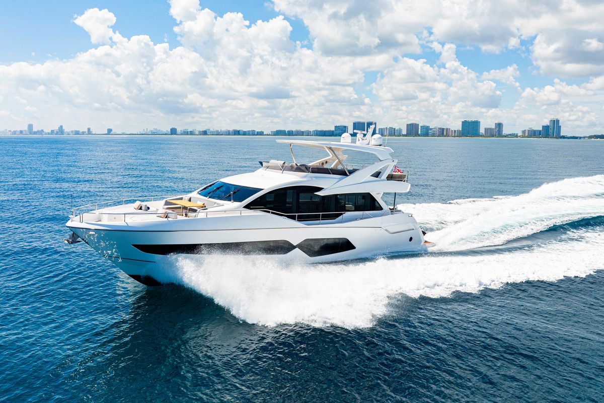 2021 Sunseeker 76 