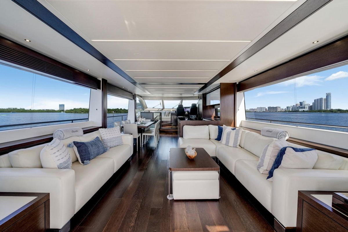 2021 Sunseeker 76 