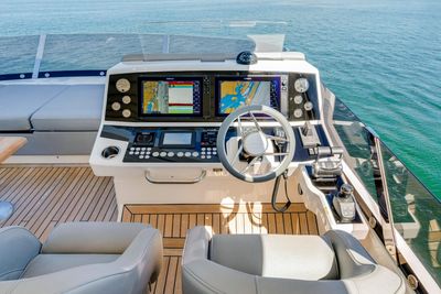 Yacht