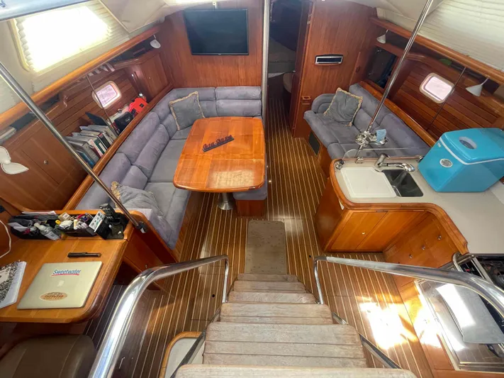 Sapphire Seas Yacht Photos Pics 