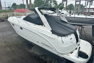 Chaparral 330 Signature