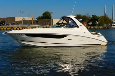 2015 Sea Ray 310 Sundancer