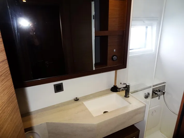 Shamwari Yacht Photos Pics 