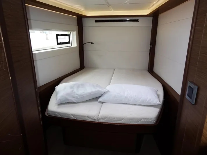 Shamwari Yacht Photos Pics 