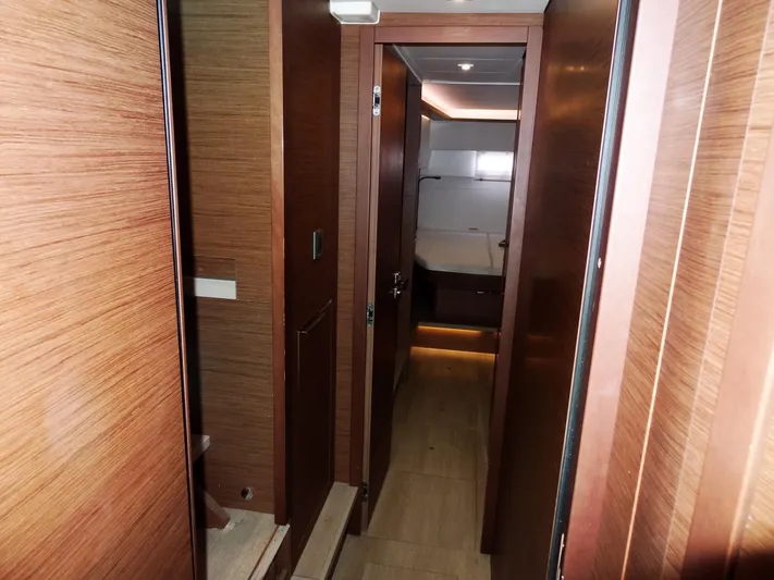 Shamwari Yacht Photos Pics 