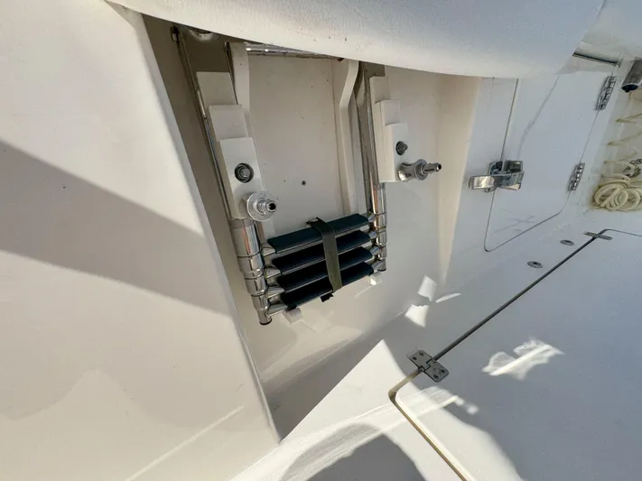 Hidden Agenda Yacht Photos Pics 