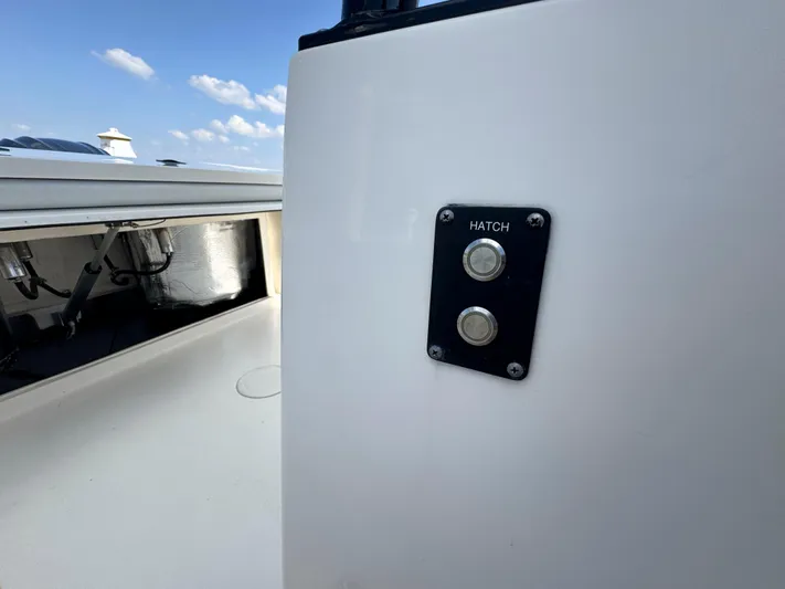 Hidden Agenda Yacht Photos Pics 