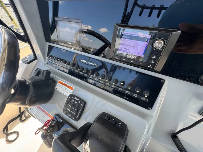 Hidden Agenda Yacht Photos Pics 