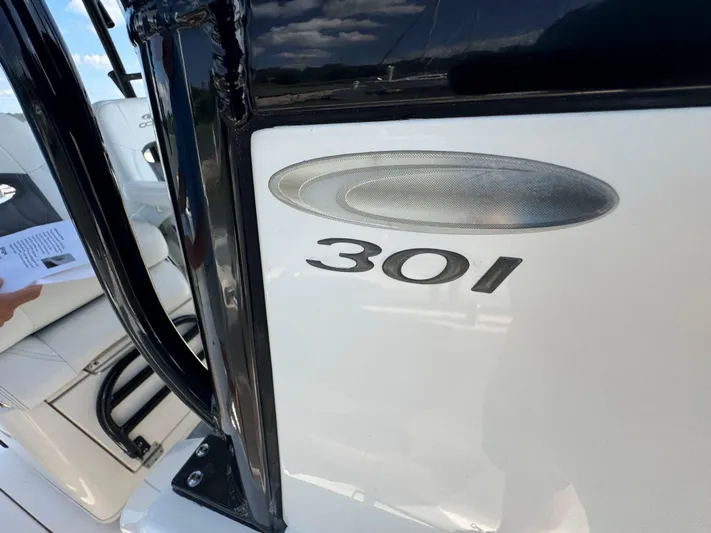 Hidden Agenda Yacht Photos Pics 