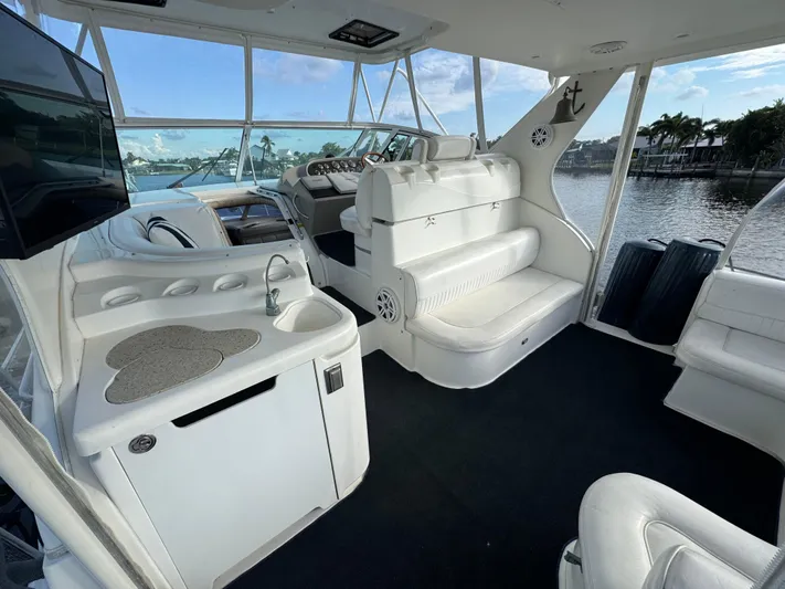 Light & Salty Yacht Photos Pics 14 2003 Cruisers Yacht 4450 Wet bar 1.jpg