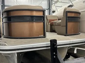 Bennington 23SPDXP